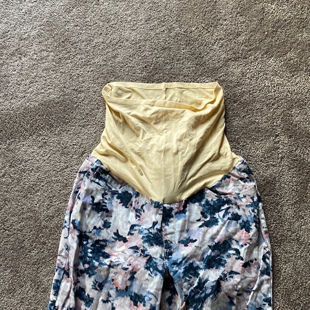 flutter & kick gently used